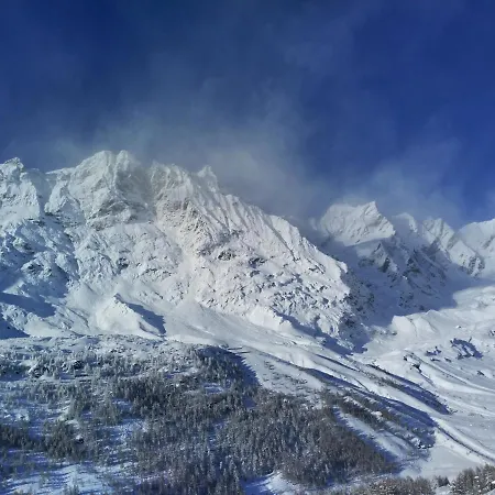 Layet Bed & Breakfast