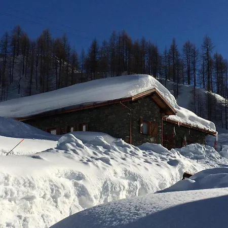 Layet 3* بيريوِل تْشيرفينيا