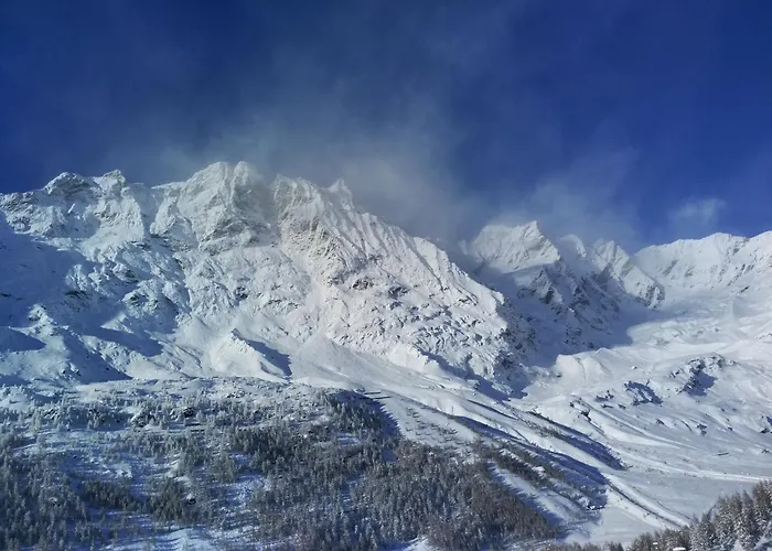 Layet فندق مبيت وإفطار